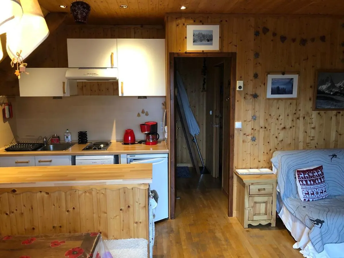 Chalet Cosy Avec Terrasse Exposee Sud - 2Km Du Centre, 2 Chambres, 4 Pers, Parking Prive. - Fr-1-737-52 Autrans-Meaudre-en-Vercors France